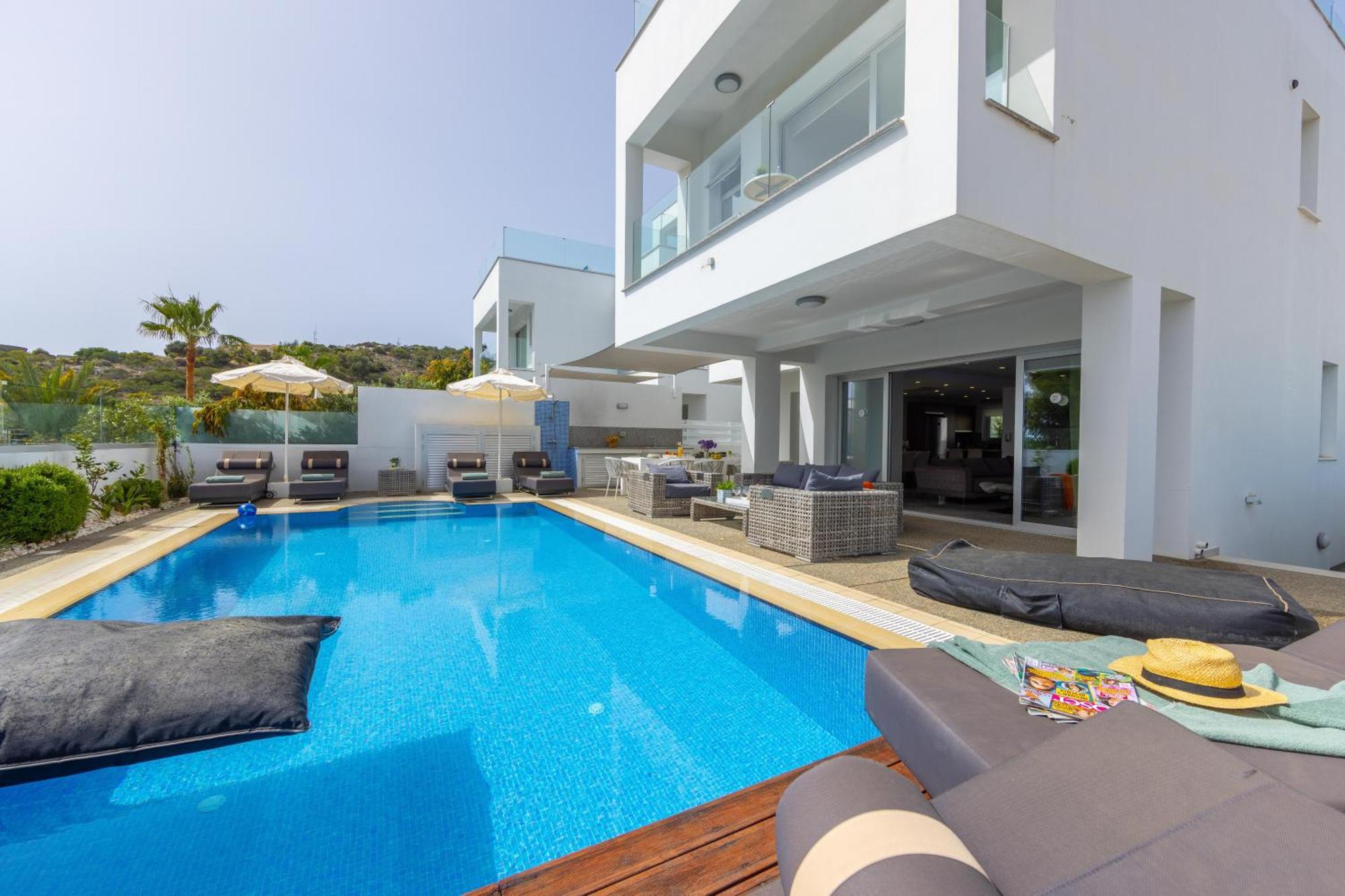 Fig Tree Bay Residences 5 Протарас Екстериор снимка
