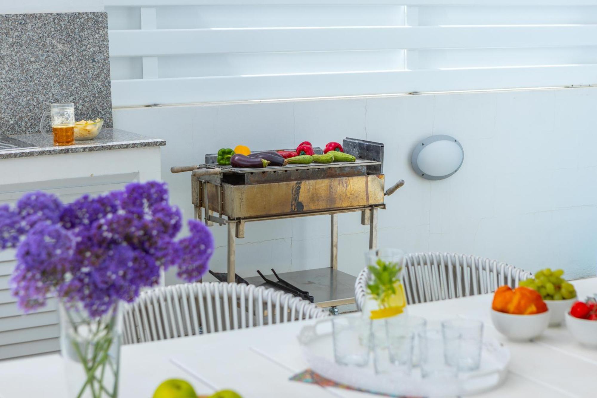 Fig Tree Bay Residences 5 Протарас Екстериор снимка