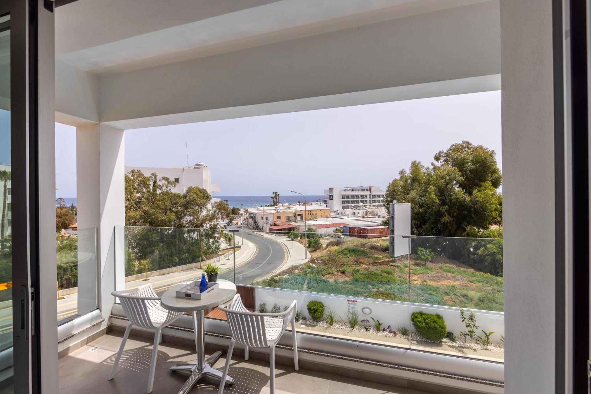 Fig Tree Bay Residences 5 Протарас Екстериор снимка