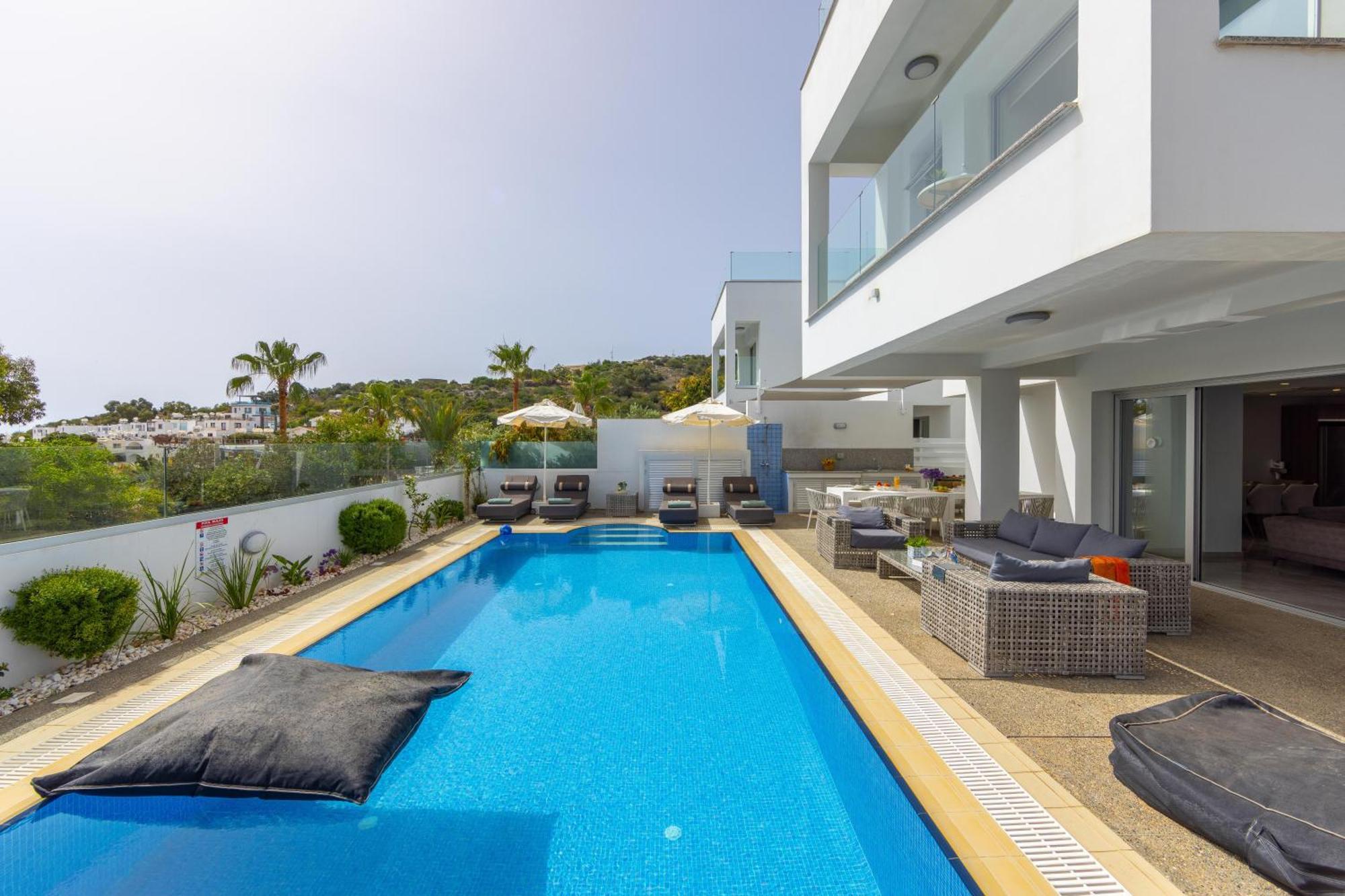 Fig Tree Bay Residences 5 Протарас Екстериор снимка