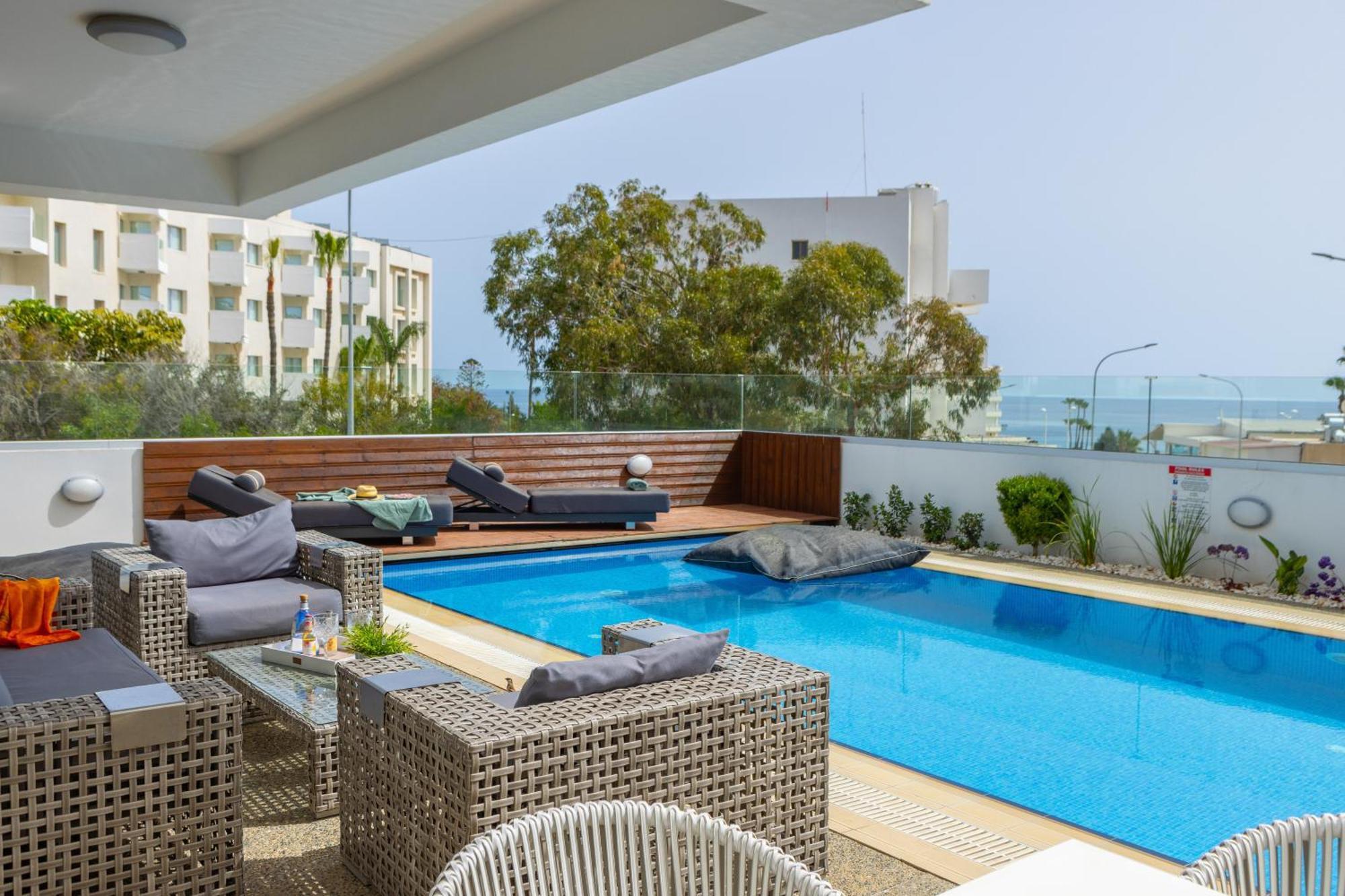 Fig Tree Bay Residences 5 Протарас Екстериор снимка